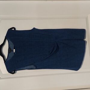 Banana republic Lg womens sleeveless top. Blue
